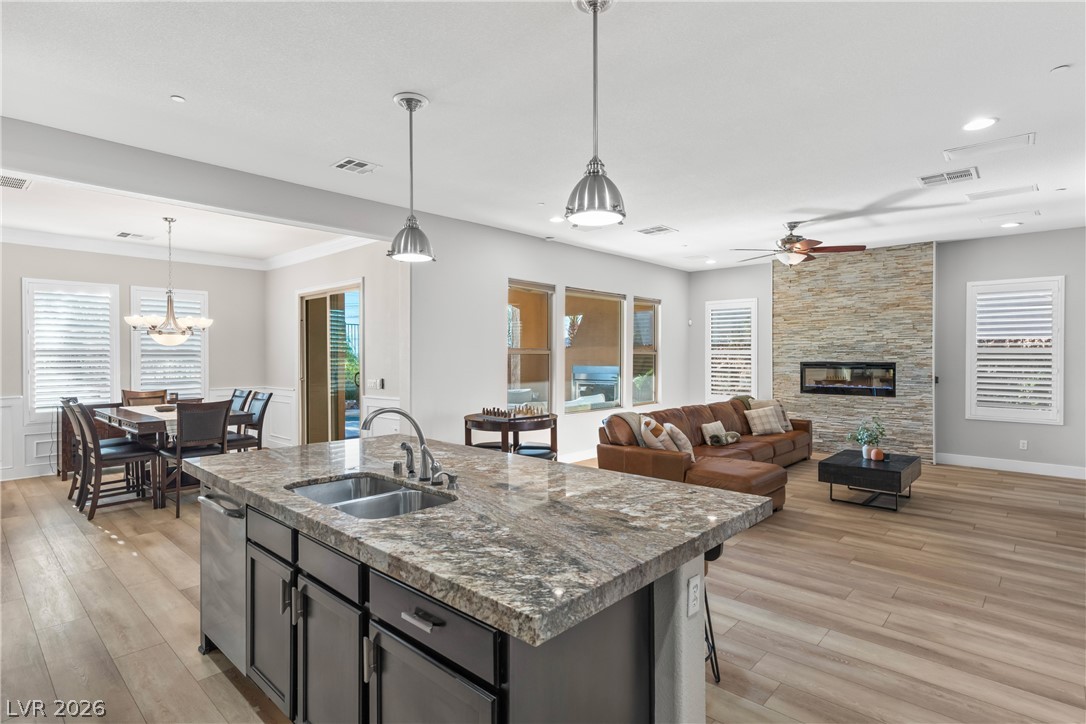 27 Contrada Fiore Drive Property Photo 18