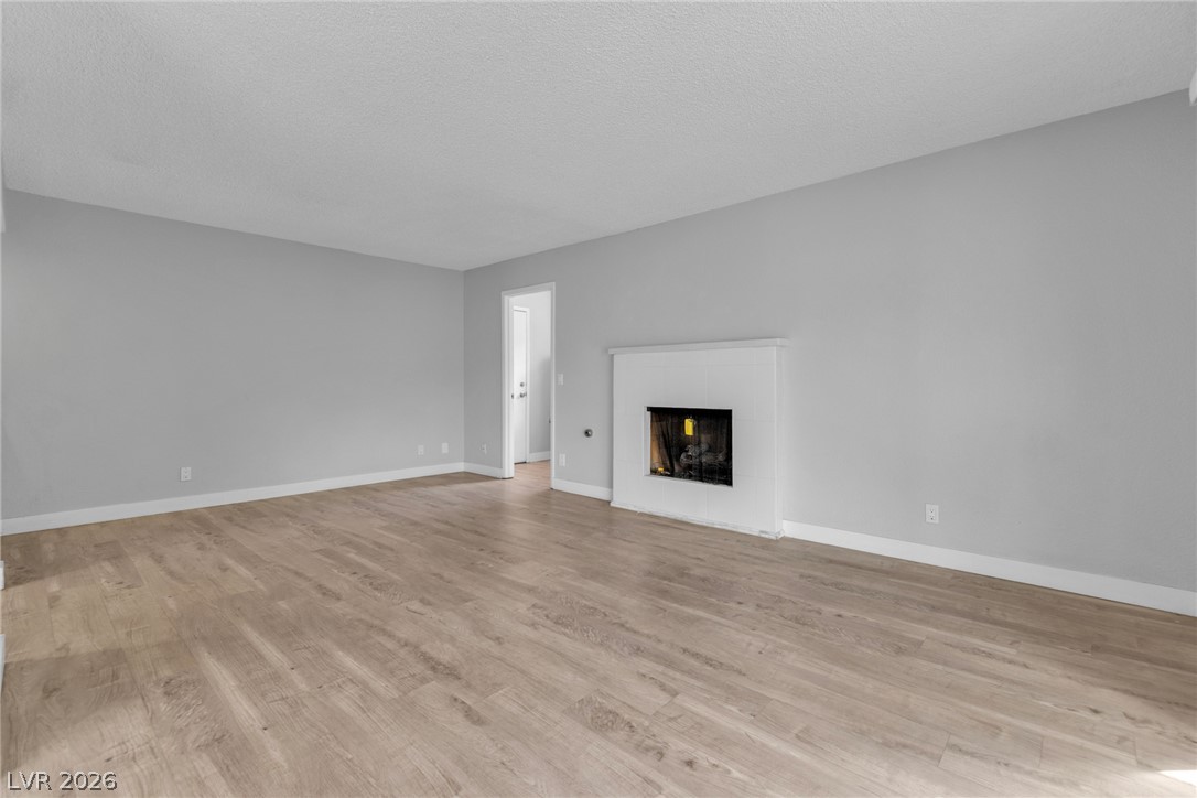 3907 Ebro Way Property Photo 17