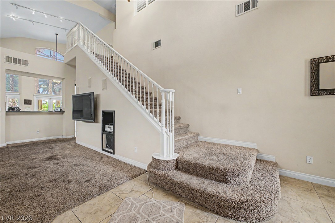 109 Weatherwood Court Property Photo 6