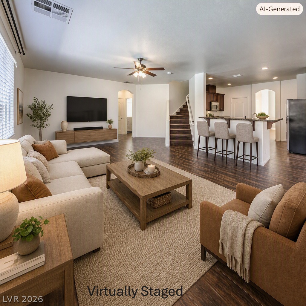8132 Pink Desert Street Property Photo 5