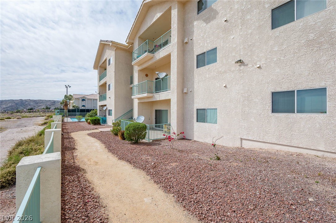 3550 Bay Sands Drive 1086 Property Photo 4