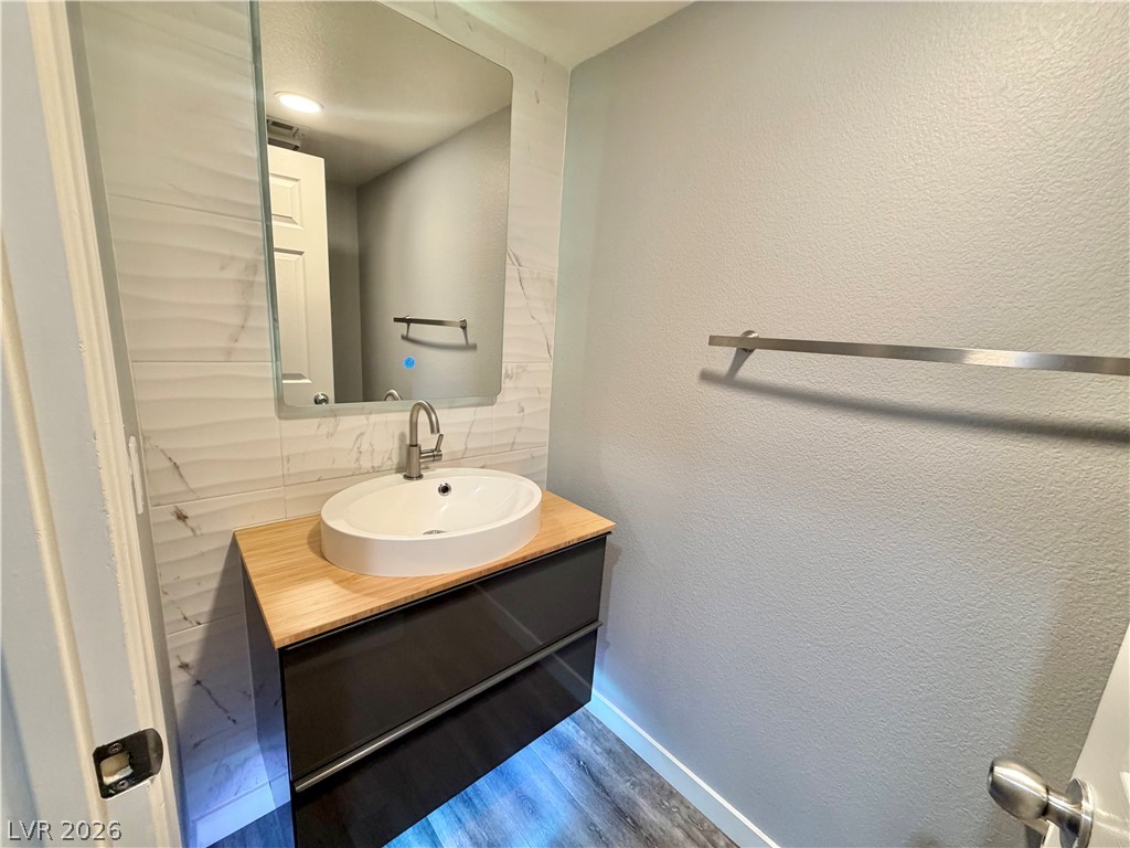 9608 World Cup Drive Property Photo 11