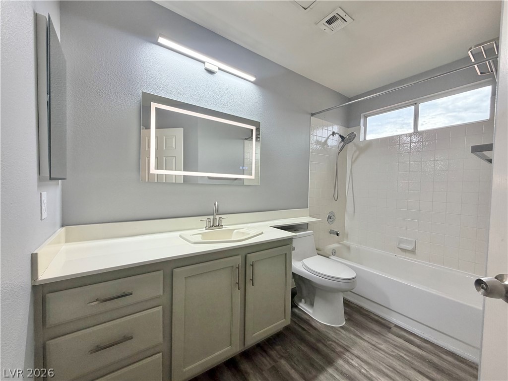 9608 World Cup Drive Property Photo 22