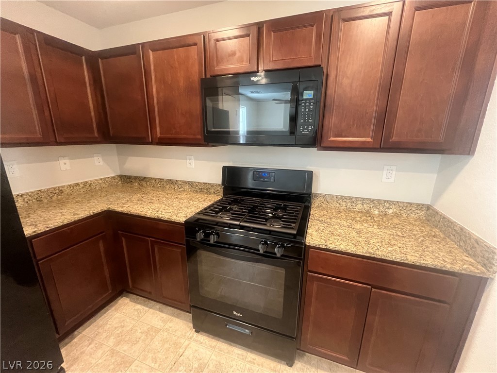 4598 Townwall Street Property Photo 4