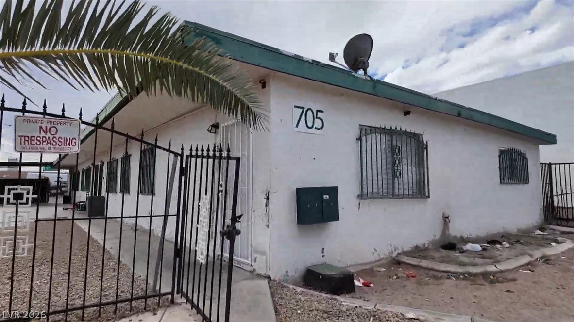 705 Morgan Avenue Property Photo 2