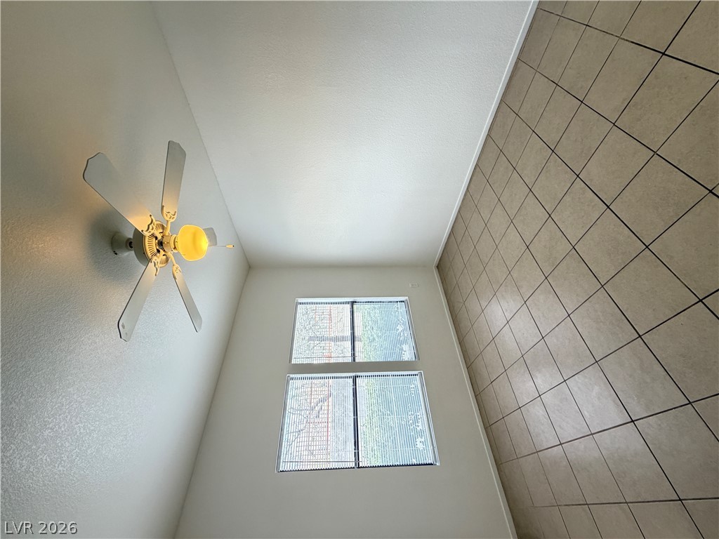 8250 North Grand Canyon Drive 1105 Property Photo 2