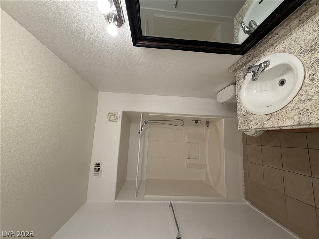 8250 North Grand Canyon Drive 1105 Property Photo 10