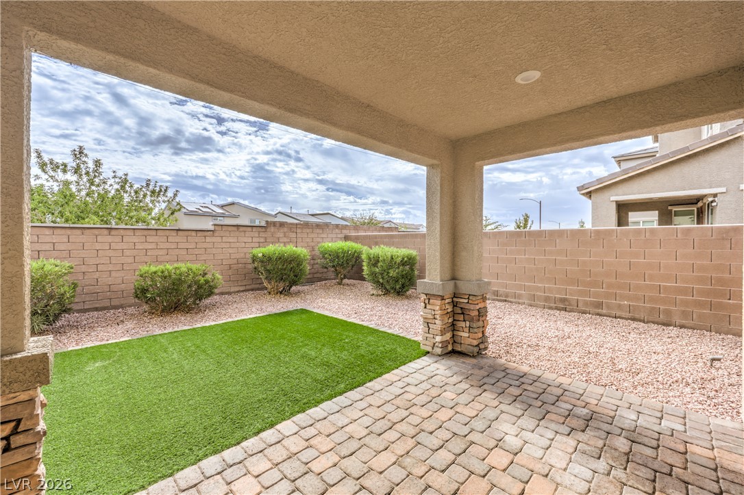 6934 Denio Island Street Property Photo 21