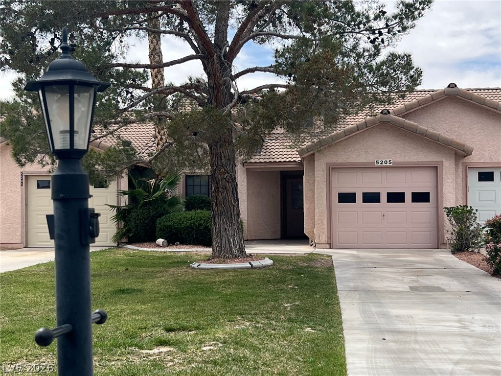 5205 Orchard Hills Avenue Property Photo 1