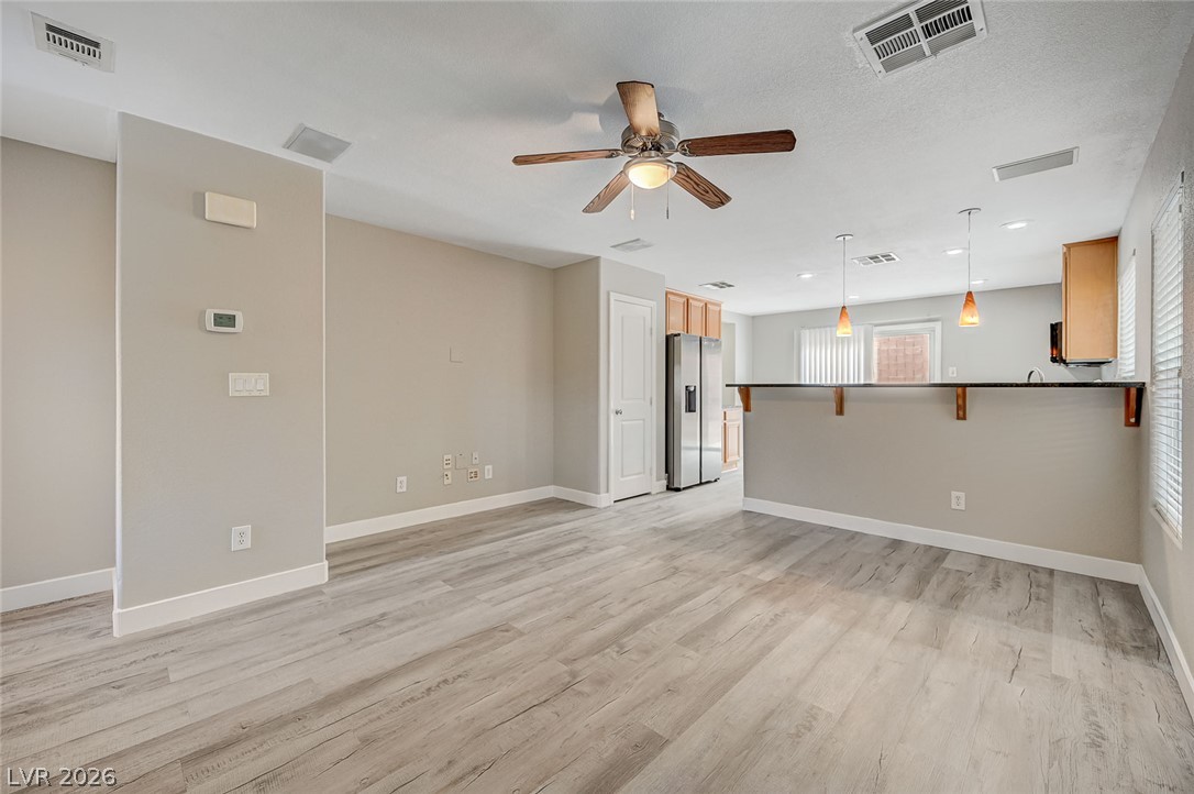 463 Royal Bridge Drive Property Photo 6