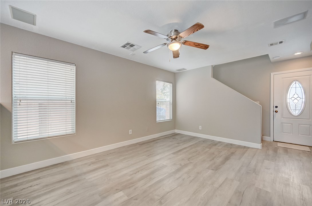 463 Royal Bridge Drive Property Photo 8