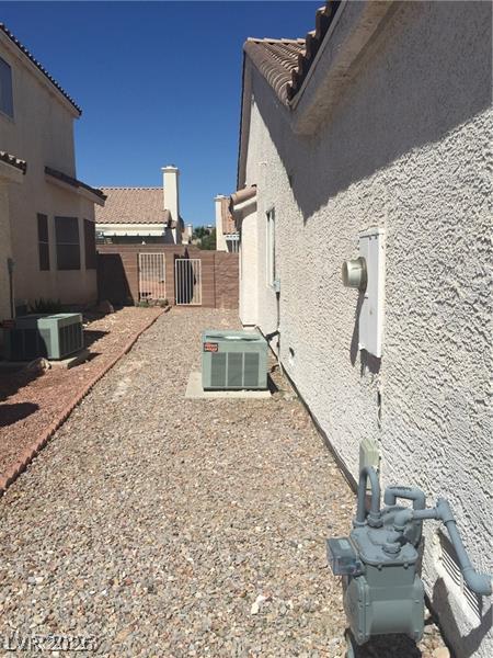 3421 Rose Valley Street Property Photo 3