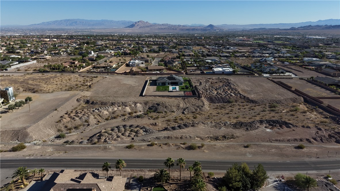 336 East Paradise Hills Drive Property Photo 1