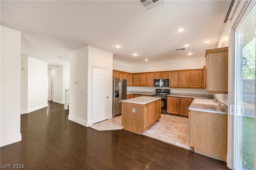 9694 Dieterich Avenue Property Photo 12
