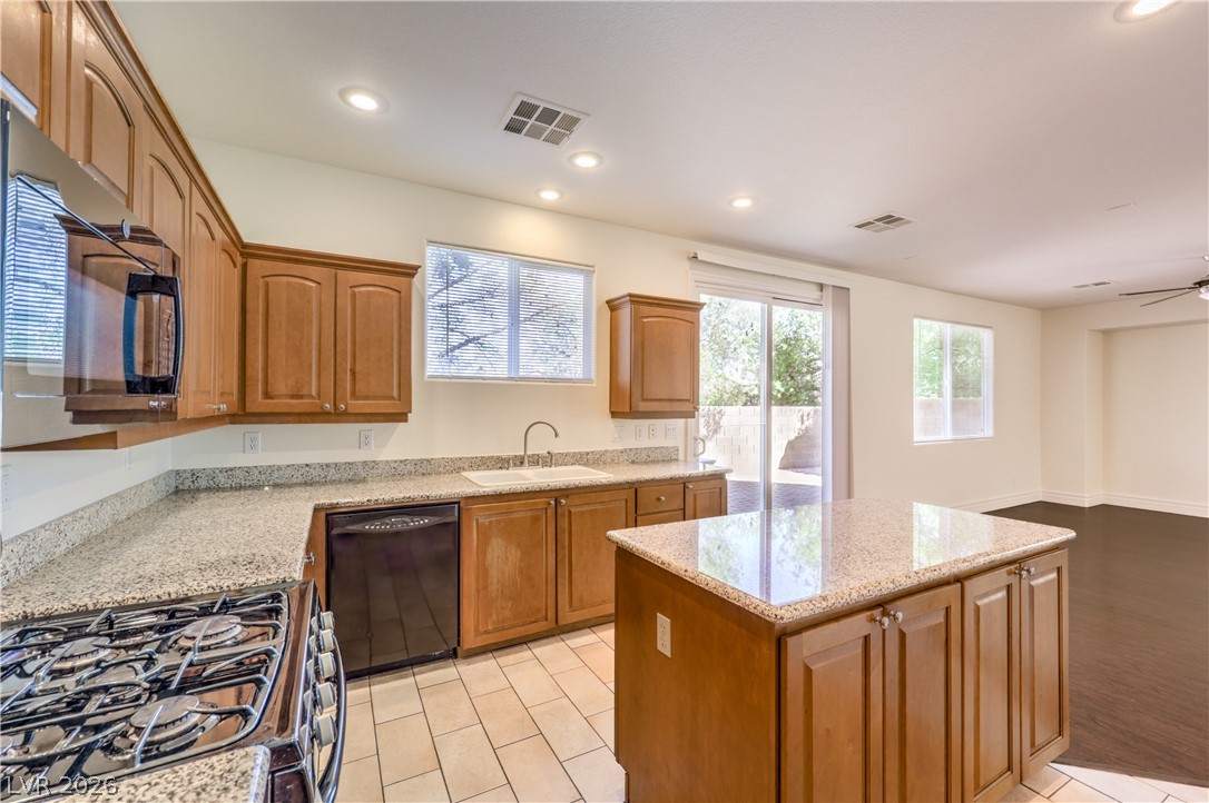 9694 Dieterich Avenue Property Photo 14