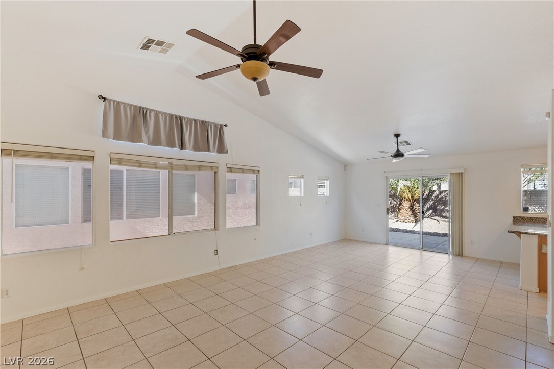 4043 Lilac Creek Court Property Photo 4