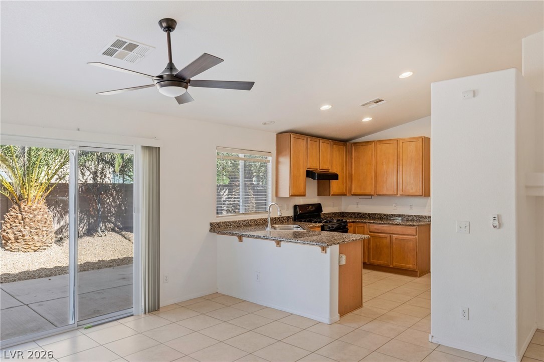 4043 Lilac Creek Court Property Photo 8
