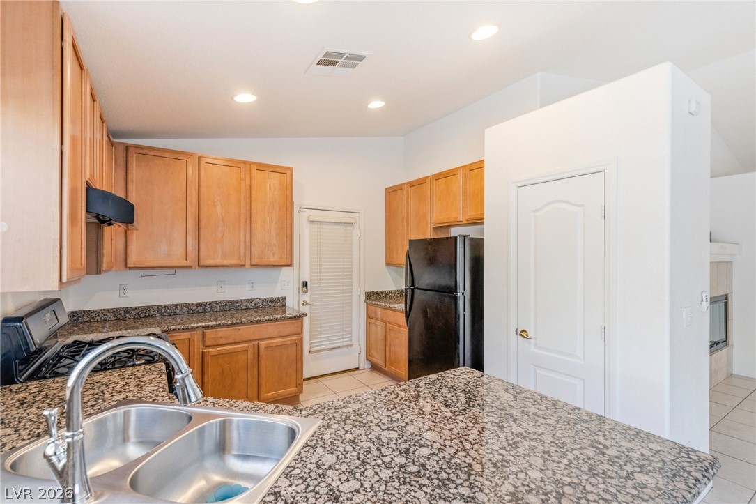 4043 Lilac Creek Court Property Photo 10