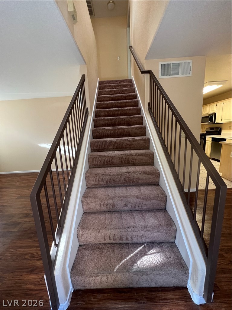 1640 Aspen Meadows Drive Property Photo 11