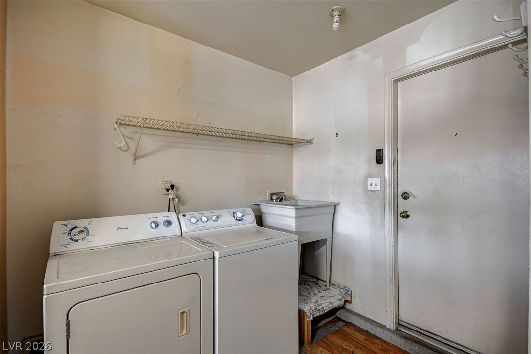 2183 Eagle Sticks Drive Property Photo 44