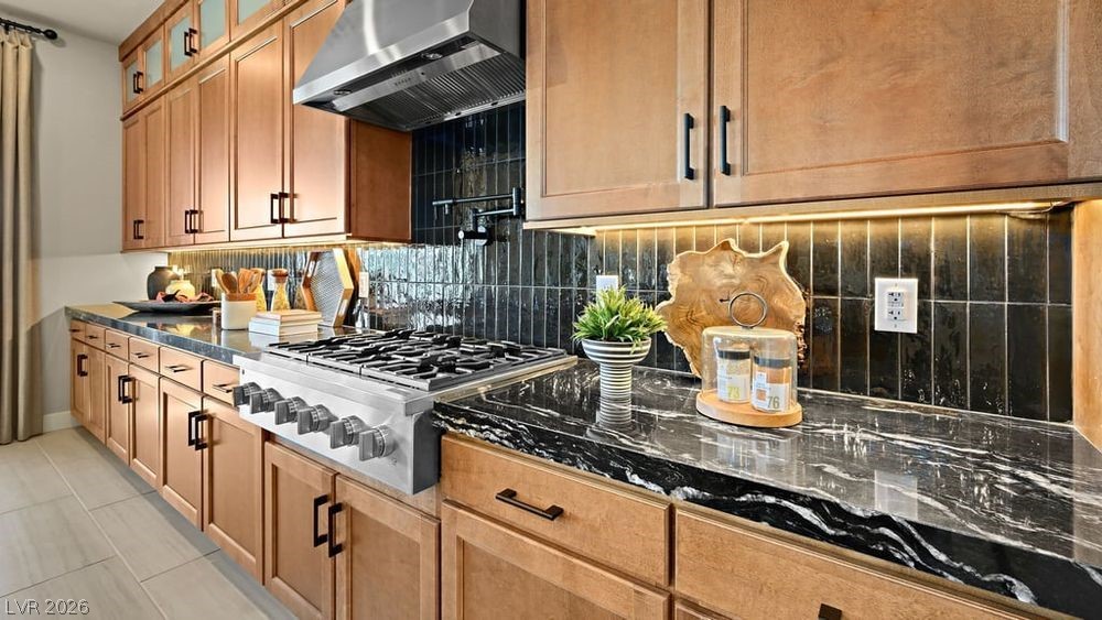 212 Paraggi Bay Drive Property Photo 7
