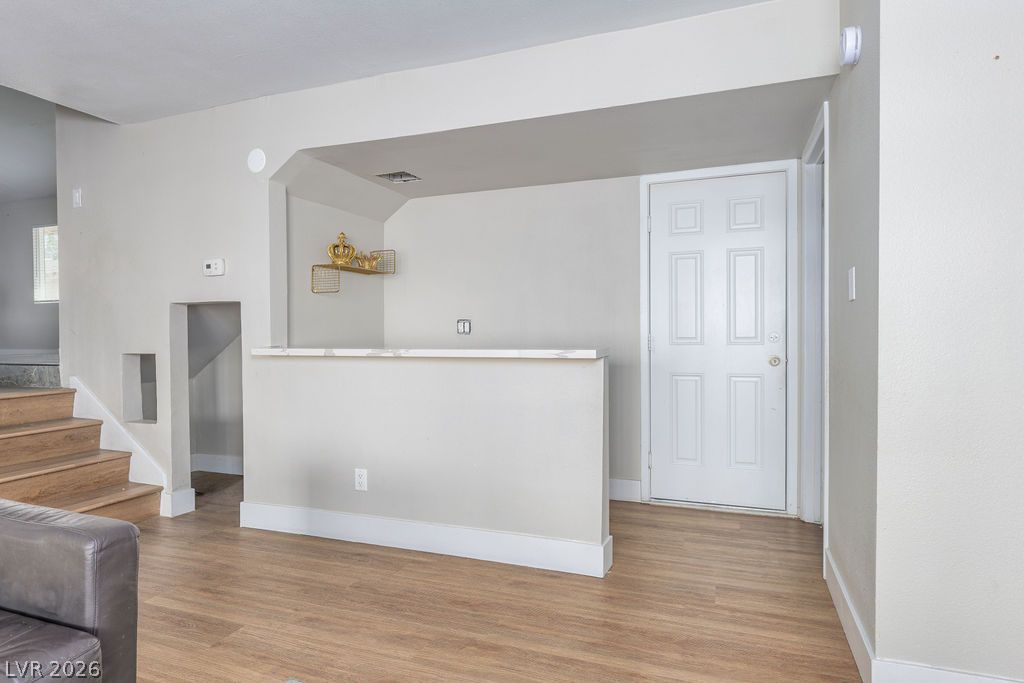 1662 Papaya Court Property Photo 6