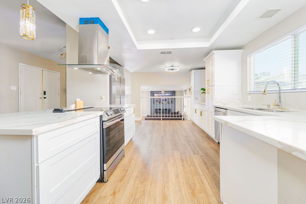 1662 Papaya Court Property Photo 9