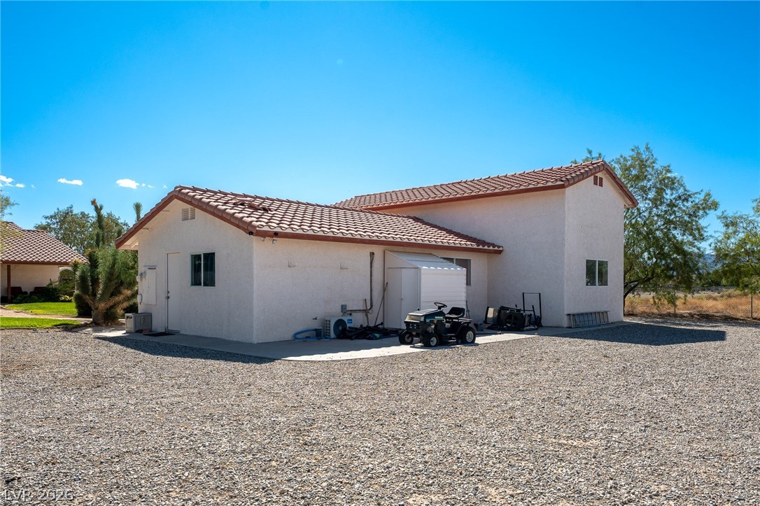 880 West Lupin Street Property Photo 15