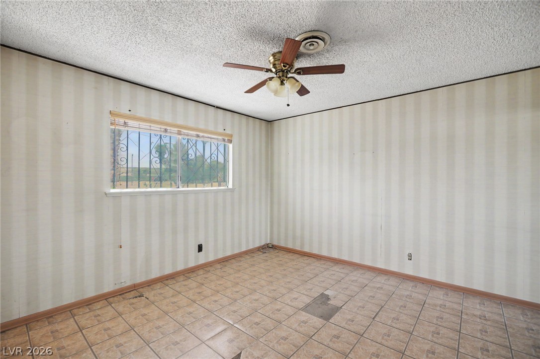 1949 Randa Lane Property Photo 12