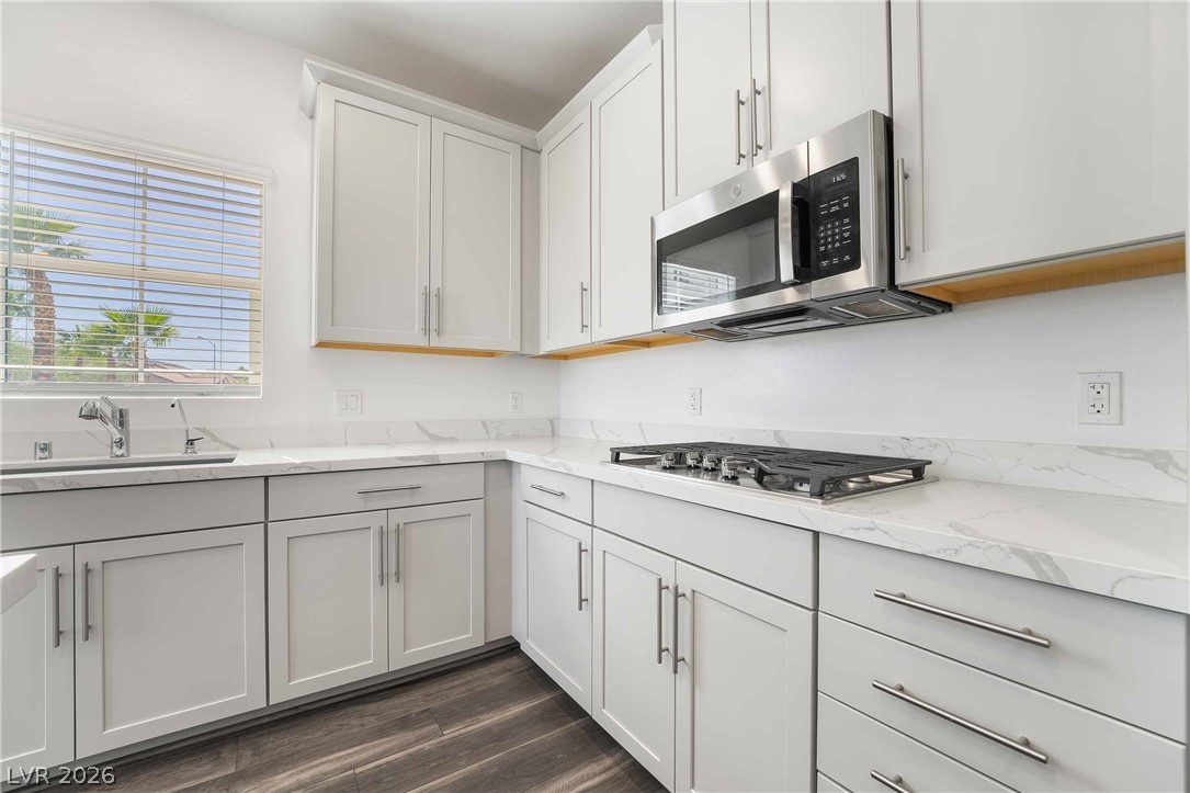2555 Hampton Road 10202 Property Photo 14