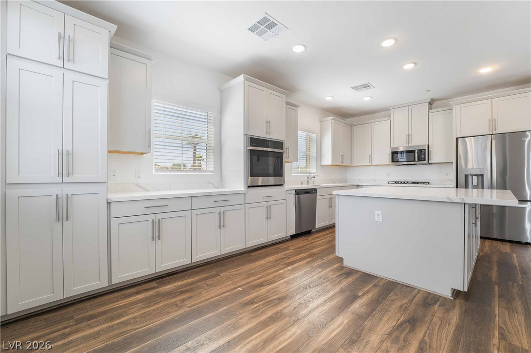 2555 Hampton Road 10202 Property Photo 16