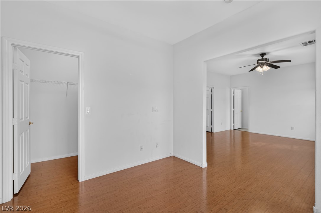 4871 Lionesse Court Property Photo 8