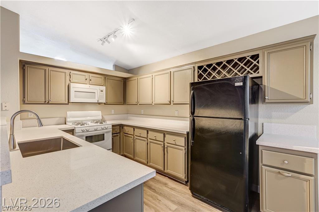 2283 Ramsgate Drive Property Photo 15