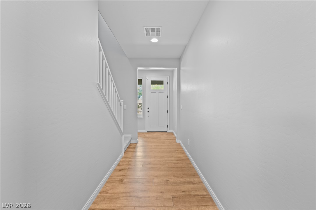 9163 Fairview Heights Street Property Photo 5