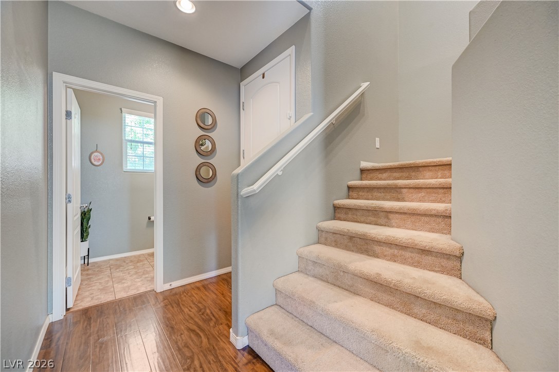 10641 Thor Mountain Lane Property Photo 6