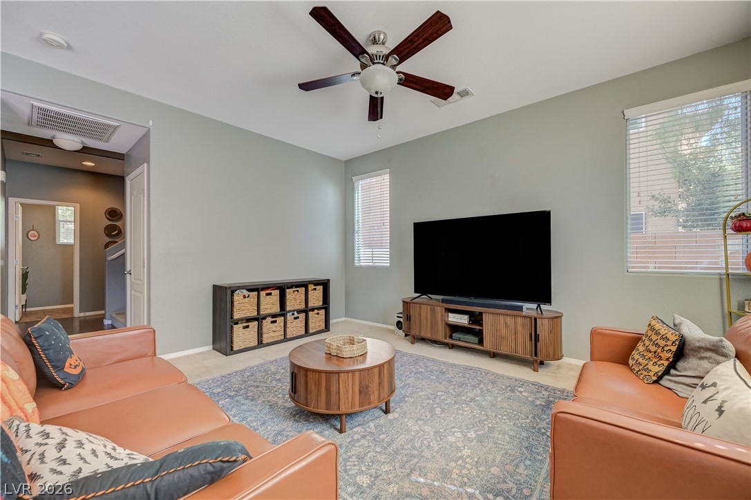 10641 Thor Mountain Lane Property Photo 9