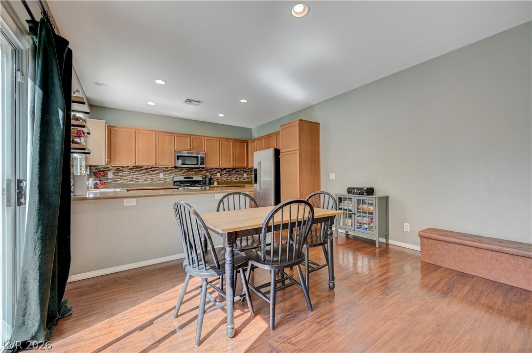 10641 Thor Mountain Lane Property Photo 10