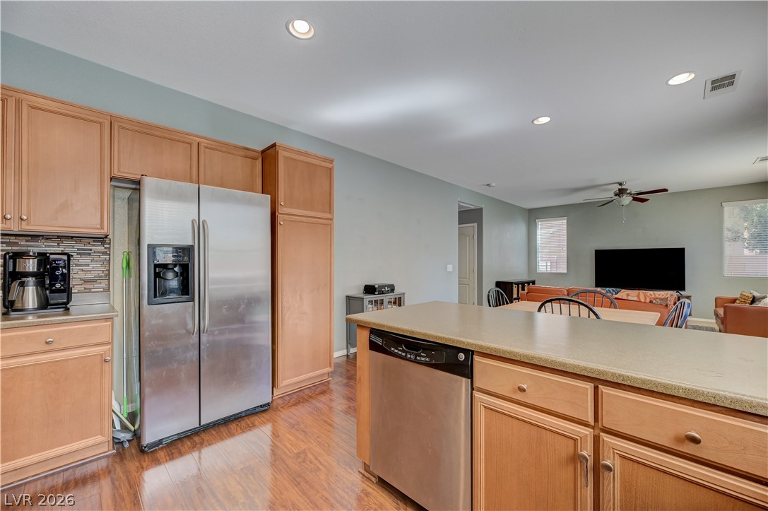 10641 Thor Mountain Lane Property Photo 19