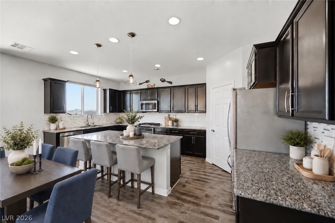 924 Tasker Pass Avenue Property Photo 16