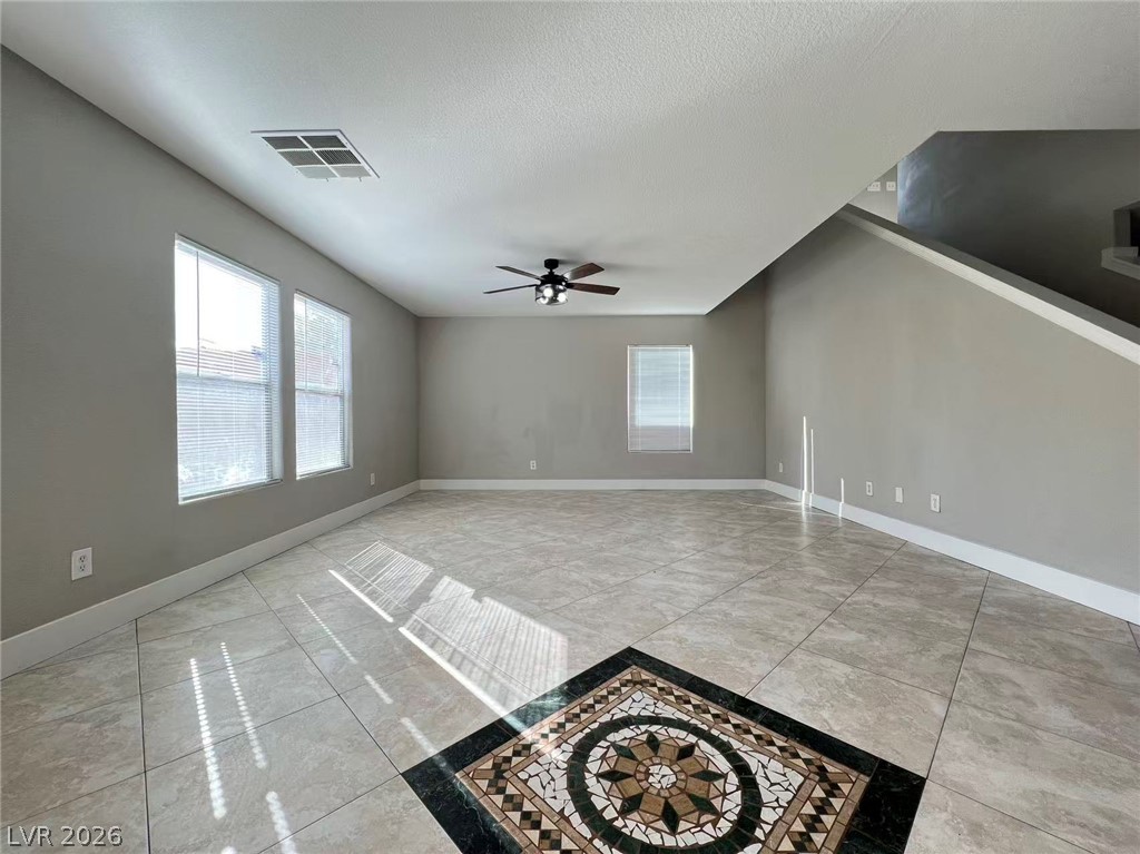 8469 Cavaricci Avenue Property Photo 8
