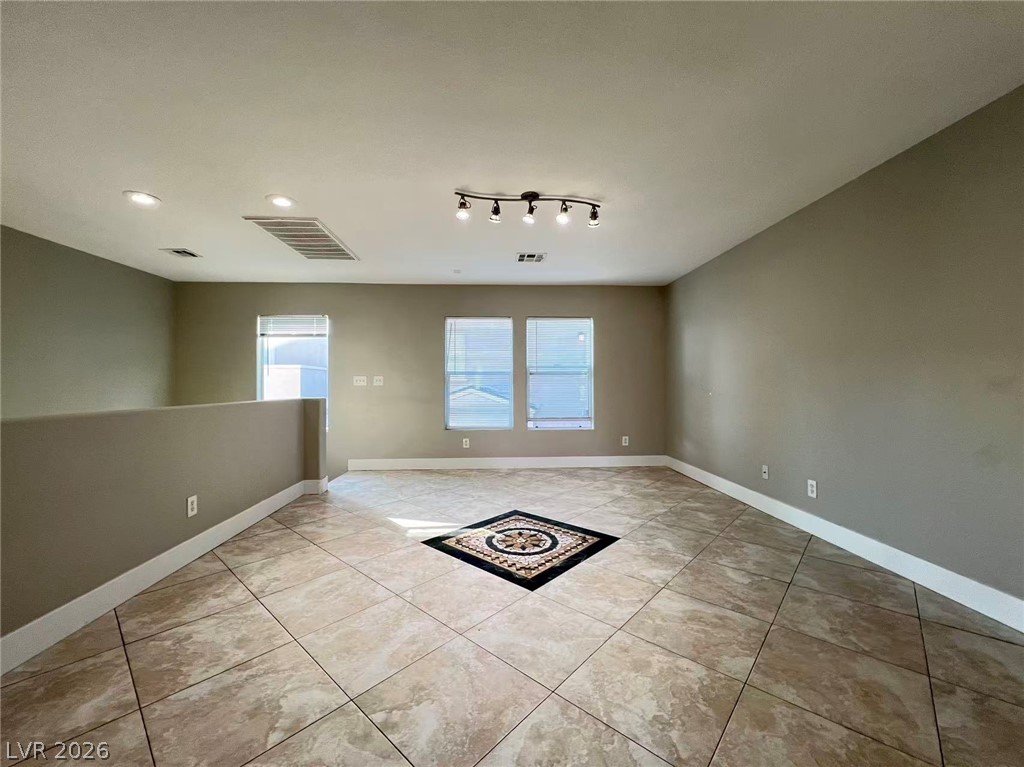 8469 Cavaricci Avenue Property Photo 14