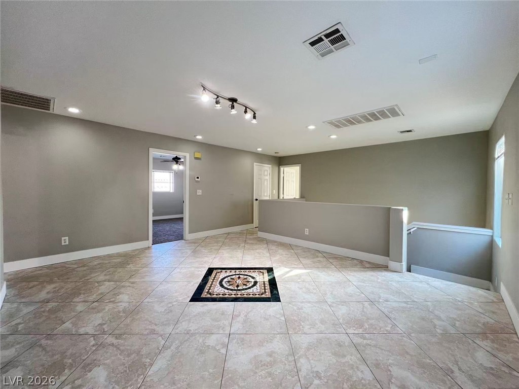 8469 Cavaricci Avenue Property Photo 15
