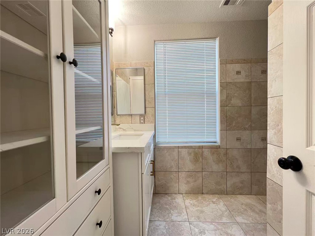 8469 Cavaricci Avenue Property Photo 19