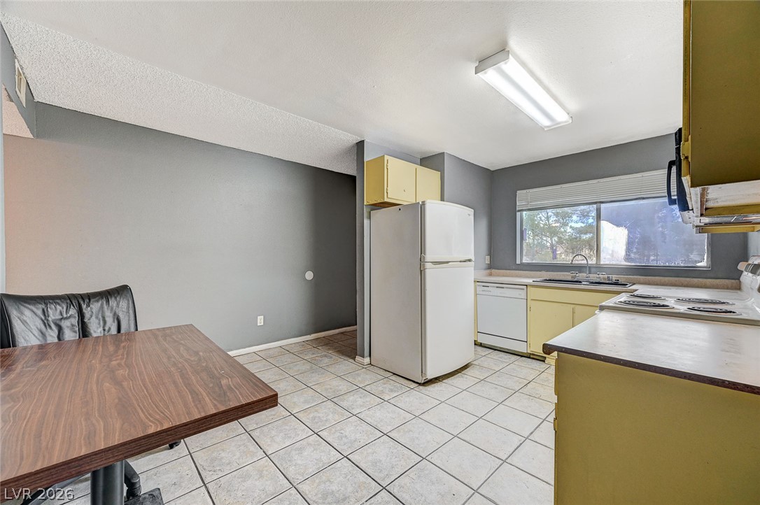 3567 Arville Street 702b Property Photo 16