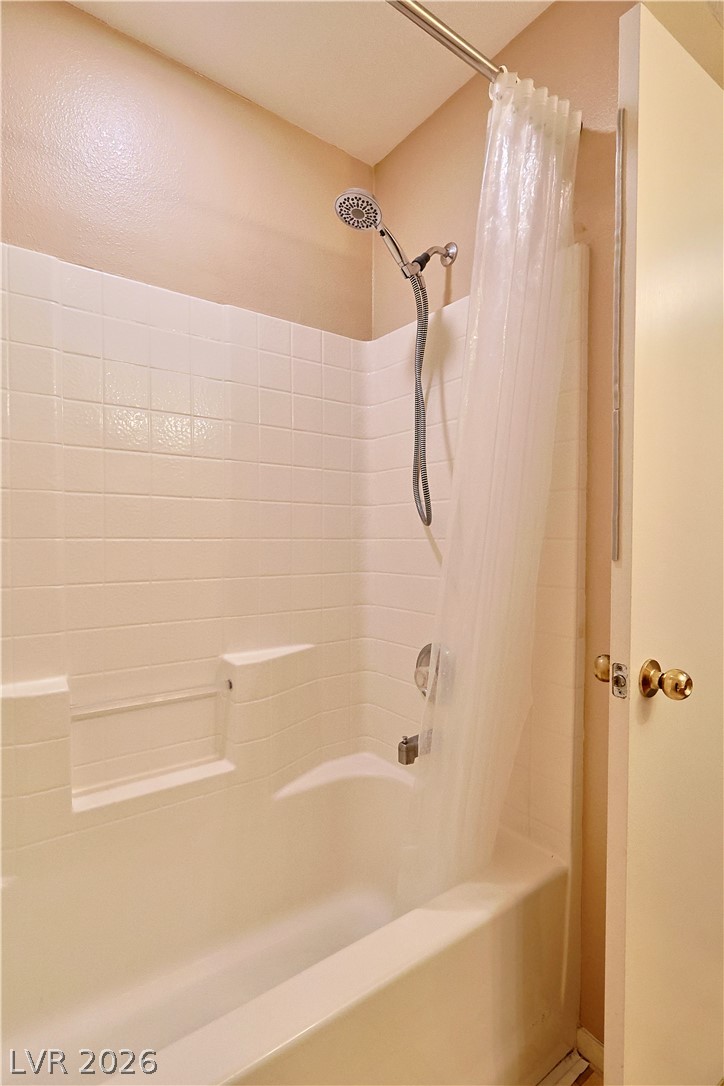 10048 Delicate Dew Street Property Photo 15