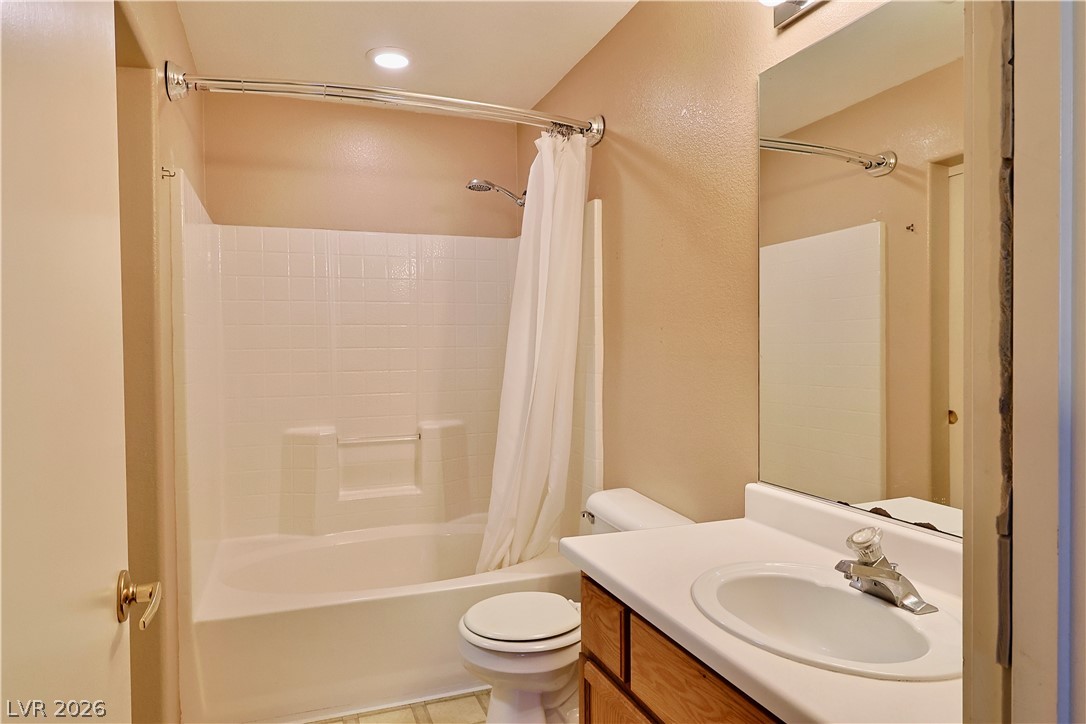 10048 Delicate Dew Street Property Photo 23