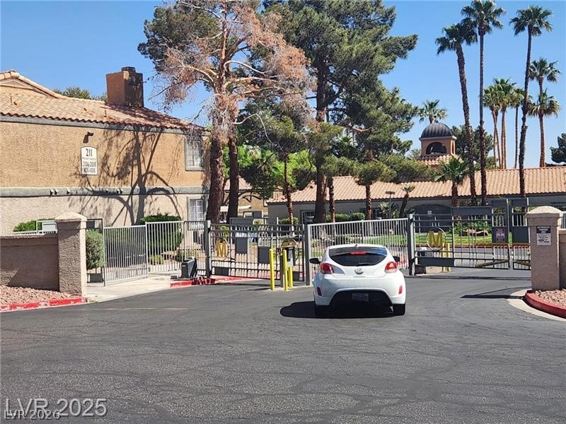 2820639 Property Photo 2