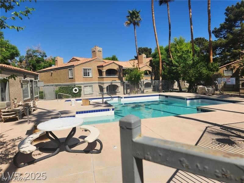 2820639 Property Photo 4