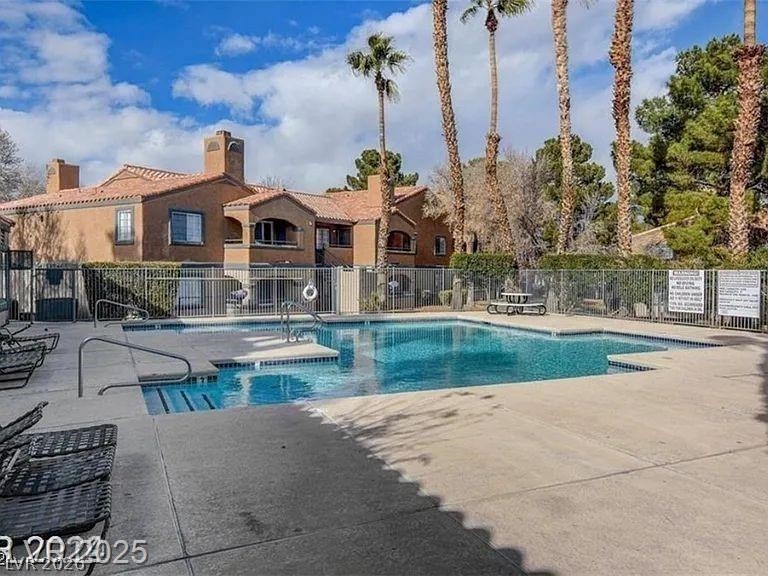 2820639 Property Photo 5
