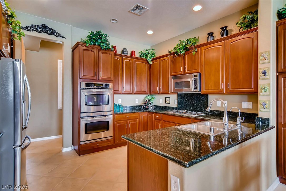 2467 Antrim Irish Drive Property Photo 7